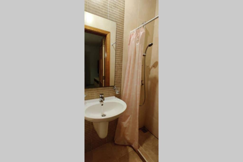 Confortable And Quiet Apartment In St. Julian Saint Julian's Bagian luar foto