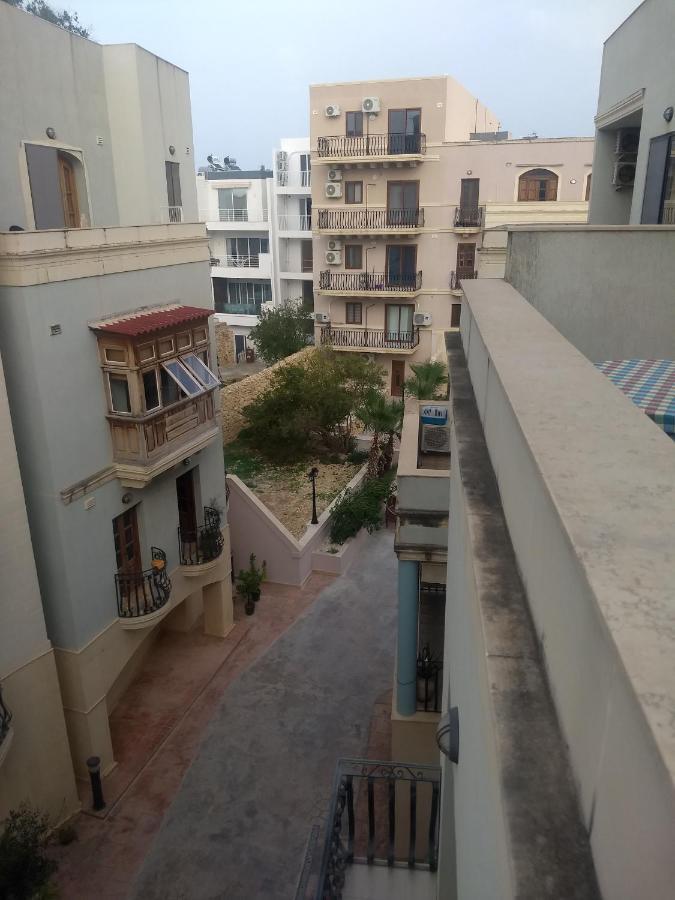 Confortable And Quiet Apartment In St. Julian Saint Julian's Bagian luar foto